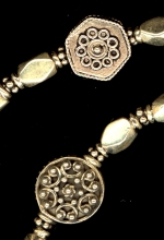 0048: Faceted Turkish silver, daisies and varied accents necklace